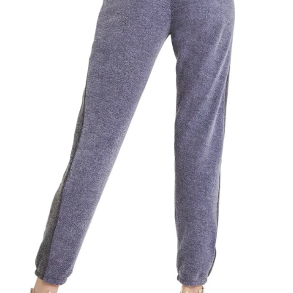 1 LEFT! NWT-Wildfox - Track Knox Pants - Picture 2 of 2
